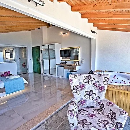 Stonehillkas 3* Каш