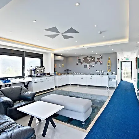 Stonehillkas 3* Каш