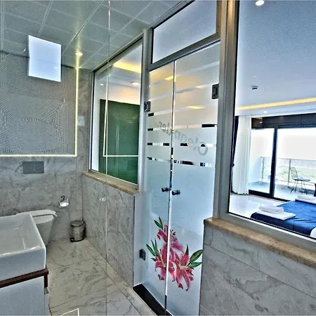 Hotel Stonehillkas 3*