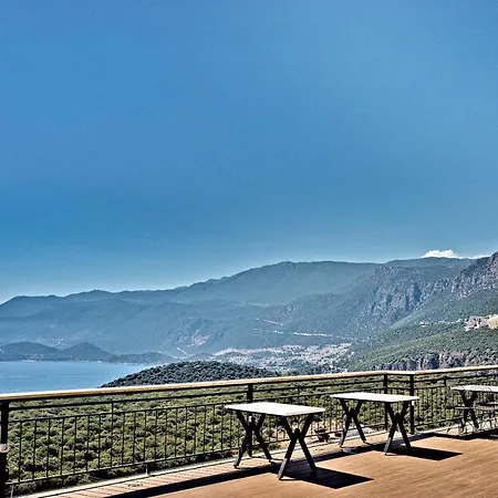 Stonehillkas Hotel 3*